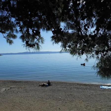 Superior Studio Buba Near The Gasthof Makarska