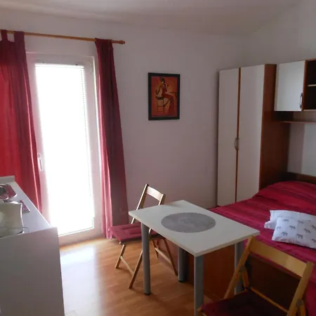 Superior Buba Near The Gostinjska kuća