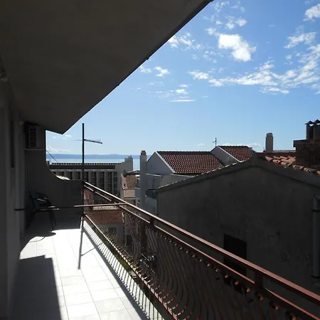 Gostinjska kuća Superior Buba Near The